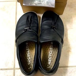 Vivobarefoot Ra Slip On Leather Shoes Euro 38 7.5